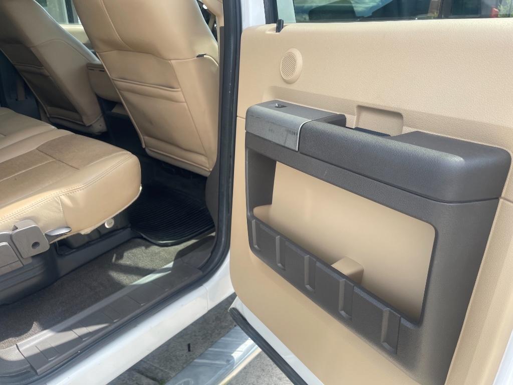 2011 Ford F-350 Super Duty Lariat - Photo 19