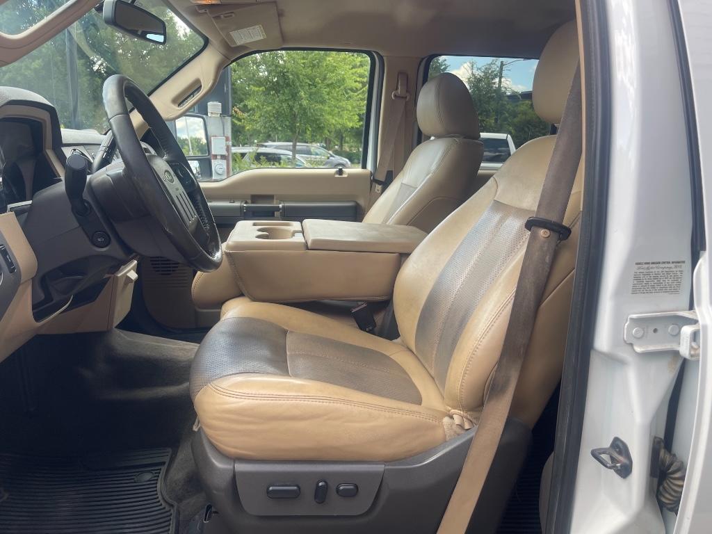 2011 Ford F-350 Super Duty Lariat - Photo 10