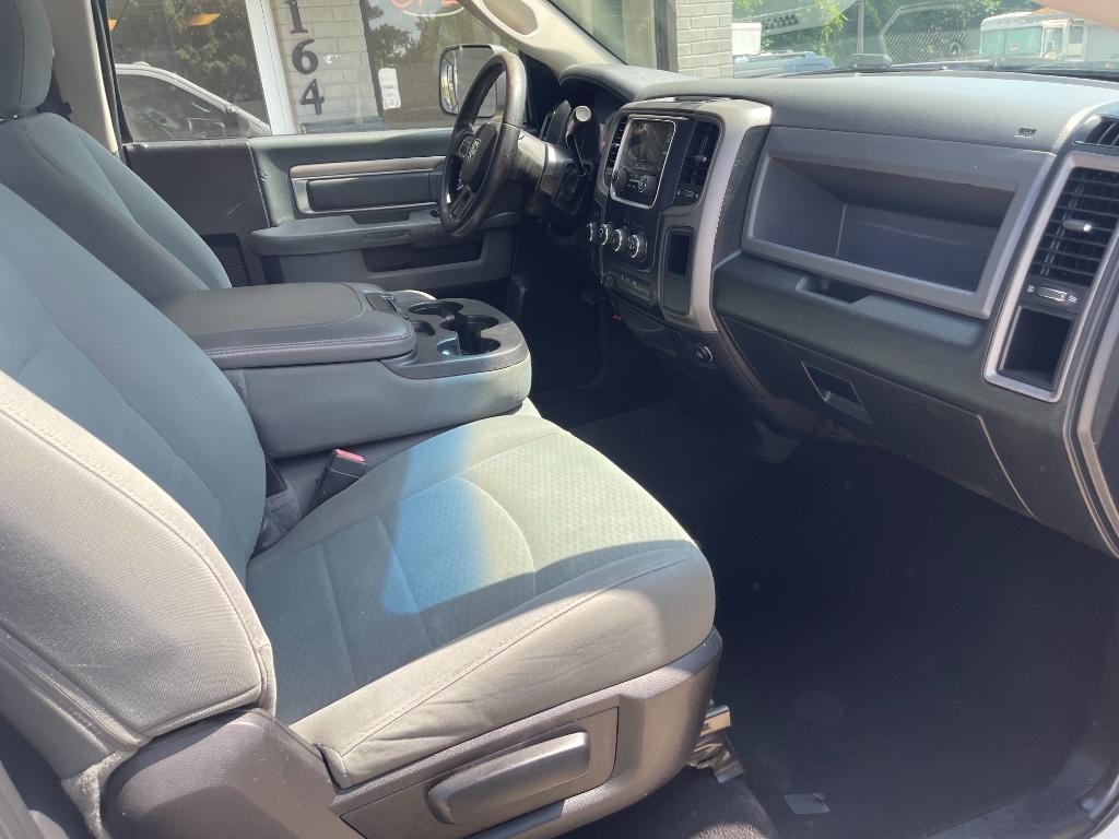 2016 RAM Ram 2500 Pickup Tradesman - Photo 17