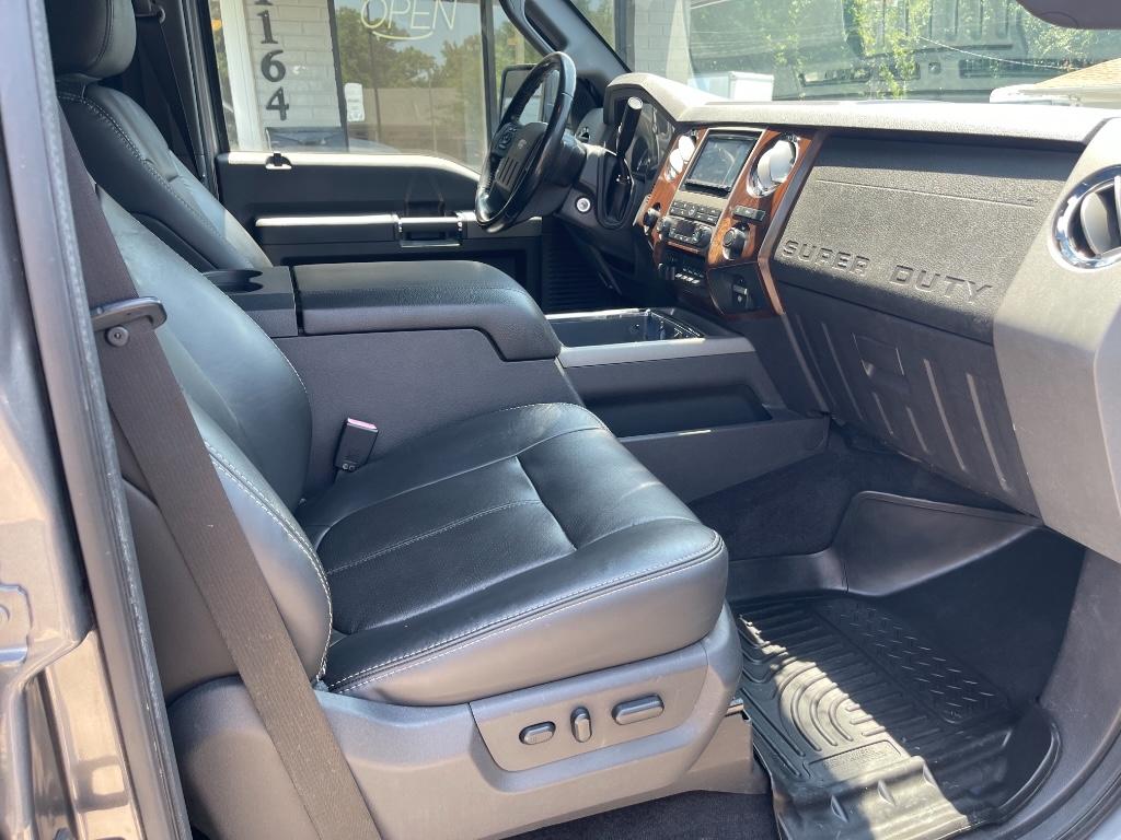 2011 Ford F-250 Super Duty Lariat - Photo 21