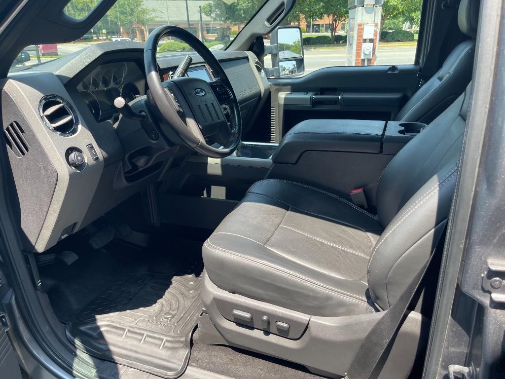 2011 Ford F-250 Super Duty Lariat - Photo 11